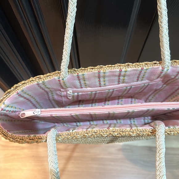 Straw Purse with Pretty Pink Fabric Interior - Picture 2 of 5